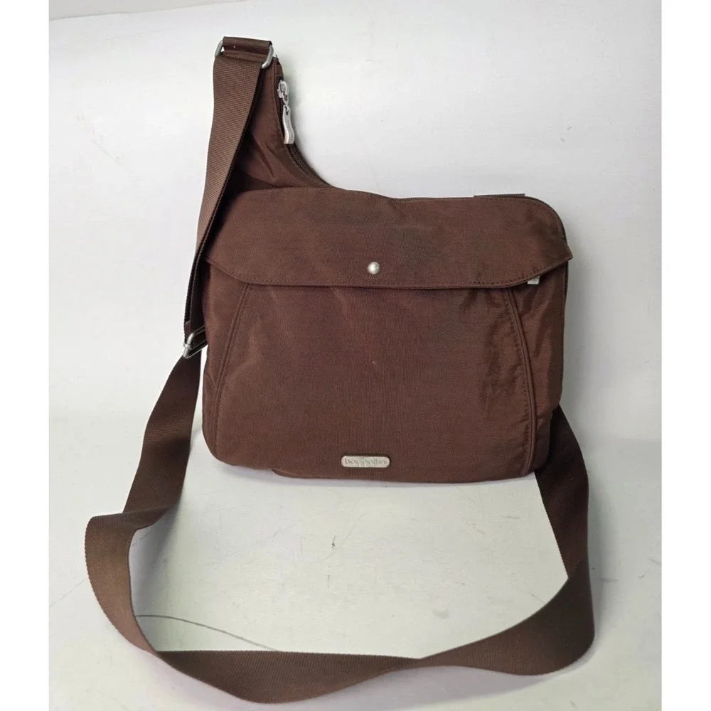 Baggallini Crossbody Bag Brown Saddle Sling‎ Nylon Multi Pockets Travel Classic
